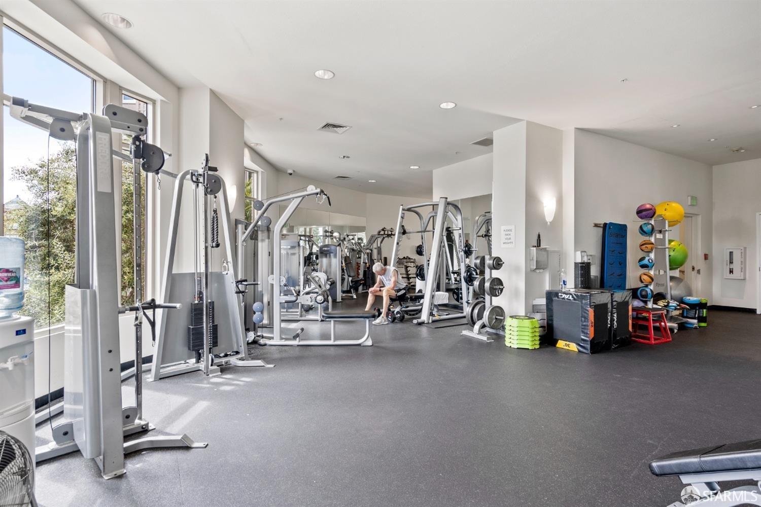 88 King Street, Unit 907 San Francisco, CA 94107 - Photo 39 of 51 a view of gym