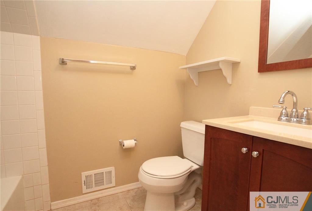 7 Sweetbriar Road Somerset, NJ 08873 - Photo 20 of 25 Gallery Image 20