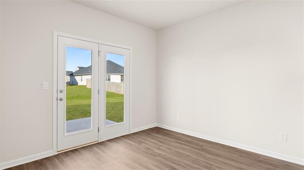 214 Cattle Drive Perry, GA 31069 - Photo 13 of 39 a view of room with window