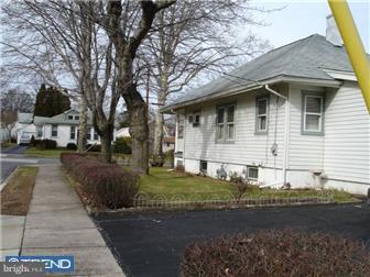 185 South Highland Road Springfield, PA 19064 - Photo 3 of 5 Exterior Side