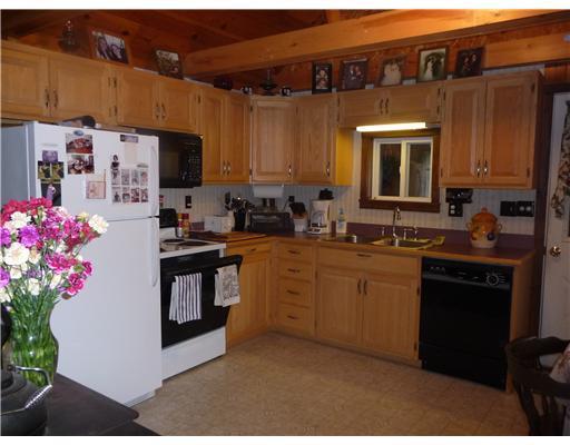 263 Berry Hill Road New Portland, ME 04961 - Photo 2 of 13 Kitchen. Great kitchen to bake...