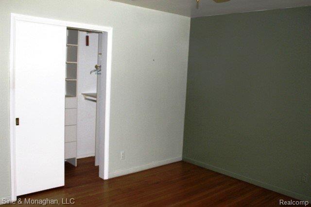 211 Ridgemont Road Grosse Pointe, MI 48236 - Photo 10 of 25 IMG_0546.JPG