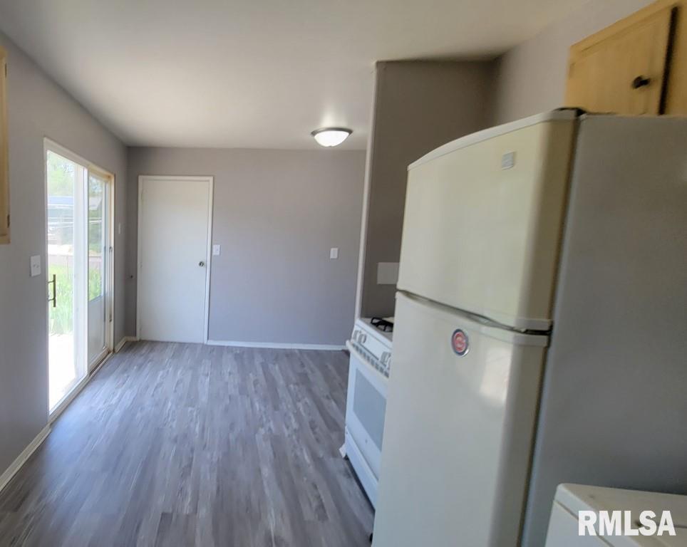 1419 Jefferson Street Pekin, IL 61554 - Photo 3 of 11