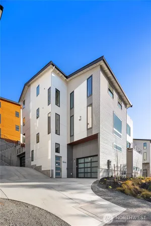 $1,389,950 | 5248 23rd Avenue Southwest, Seattle, WA 98106