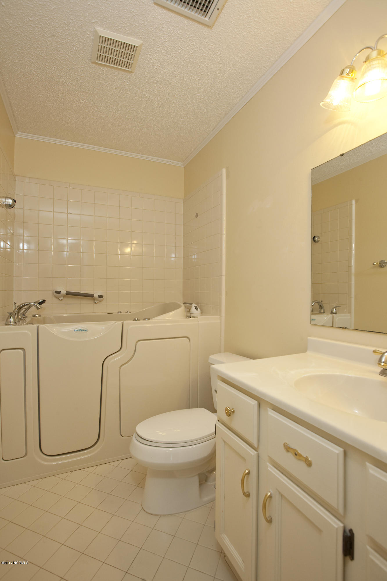 658 Windemere Road Wilmington, NC 28405 - Photo 25 of 40 windemere 658 13ba pamg_6595