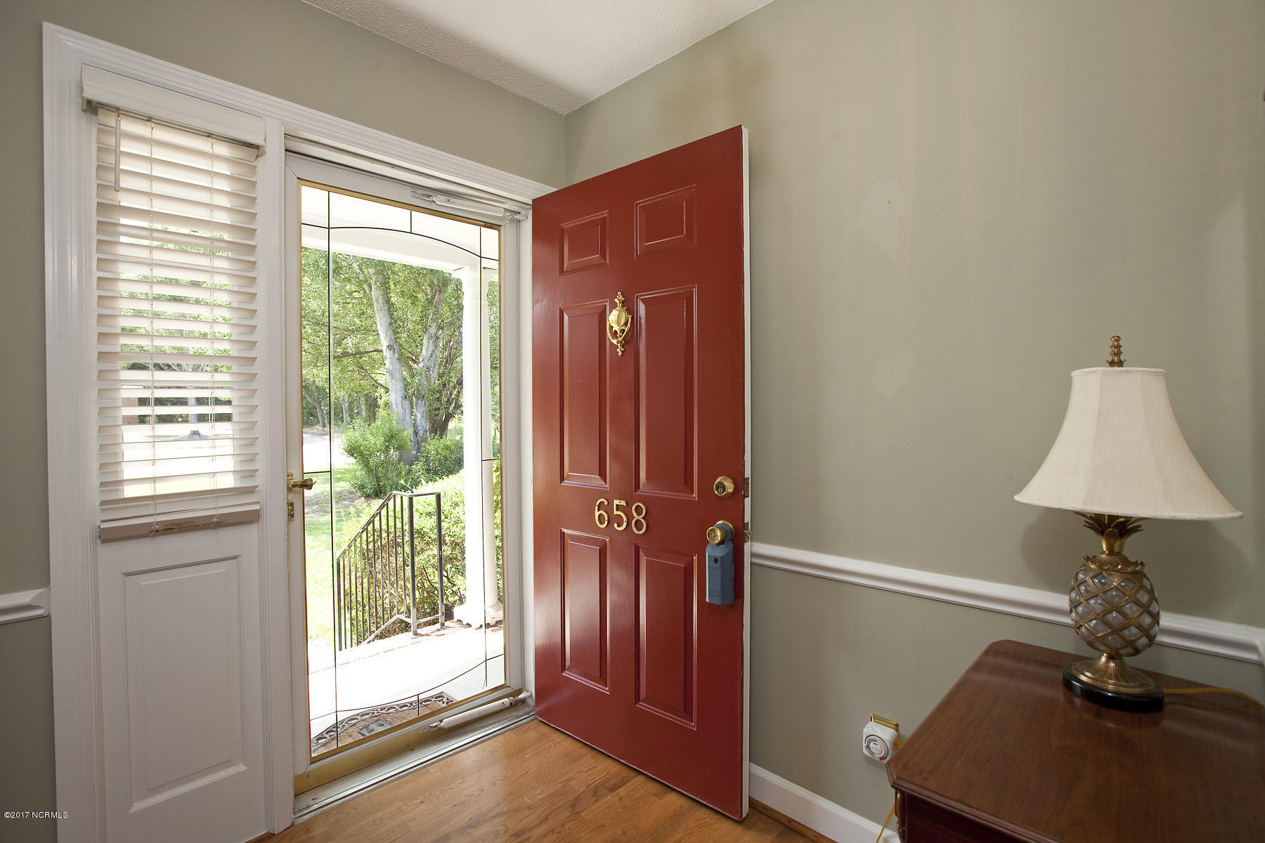 658 Windemere Road Wilmington, NC 28405 - Photo 3 of 40 windemere 658 2foy pamg_6510