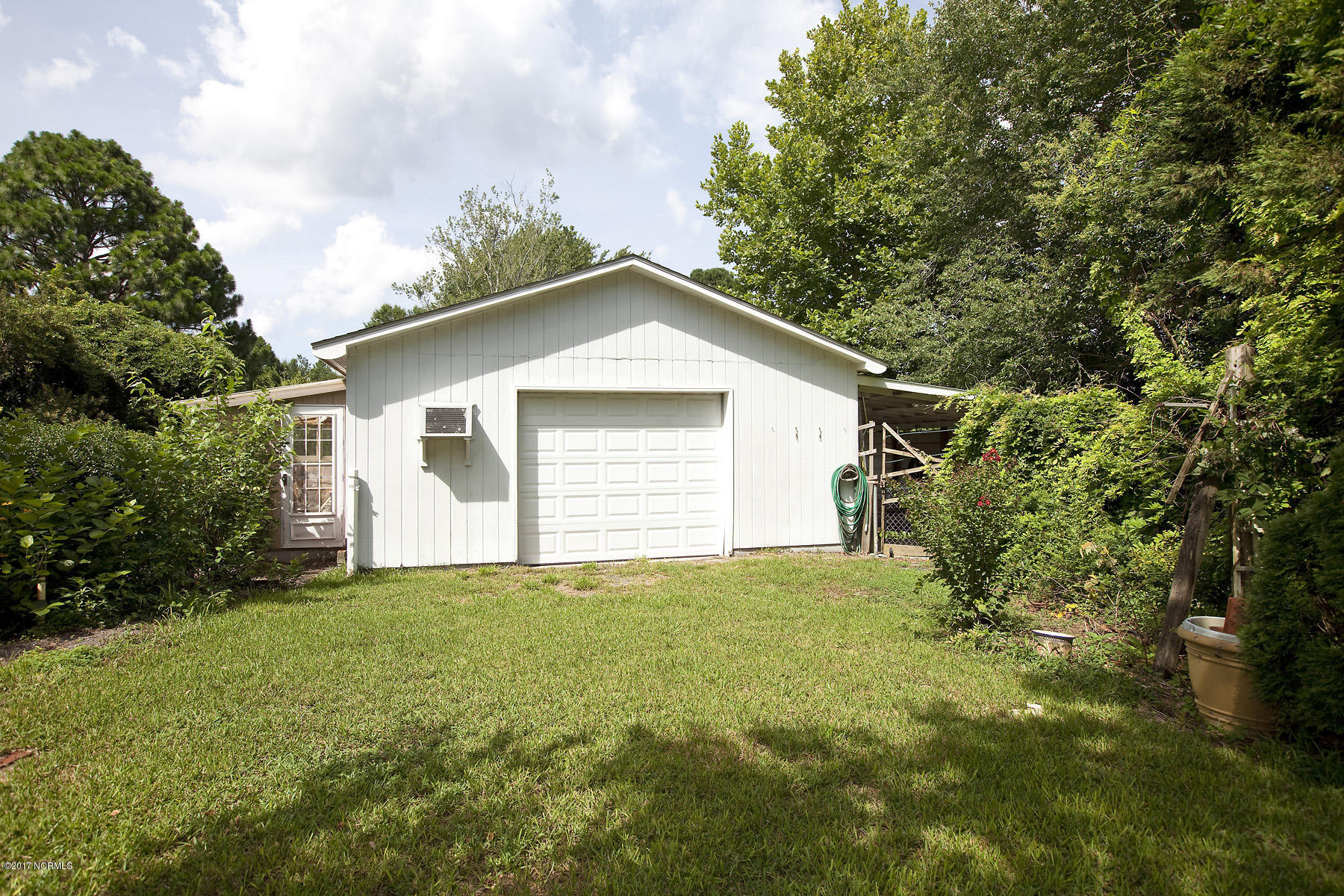 658 Windemere Road Wilmington, NC 28405 - Photo 34 of 40 windemere 658 16garg pamg_6613