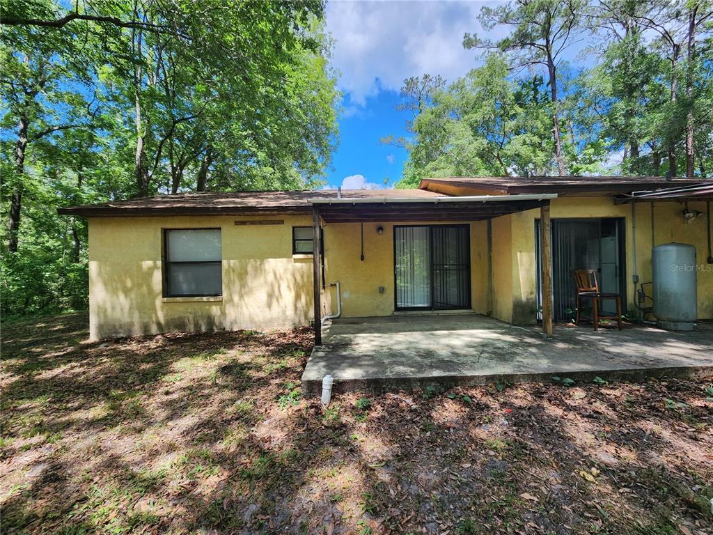 4021 Southwest 37 Street, Unit C Gainesville, FL 32608 - Photo 4 of 25 a front view of a house