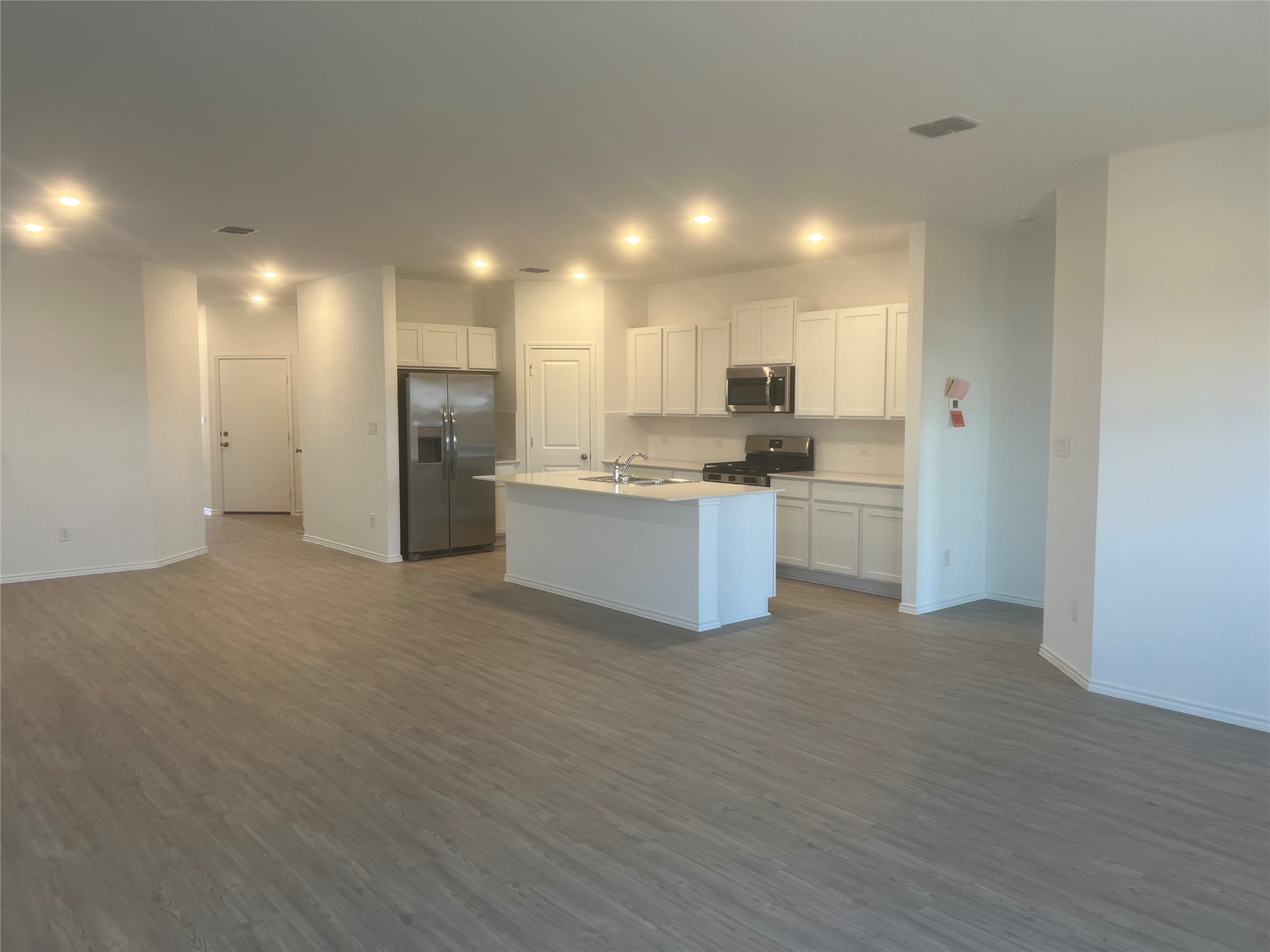 539 Avre Loop Kyle, TX 78640 - Photo 15 of 22 Gallery Image 15