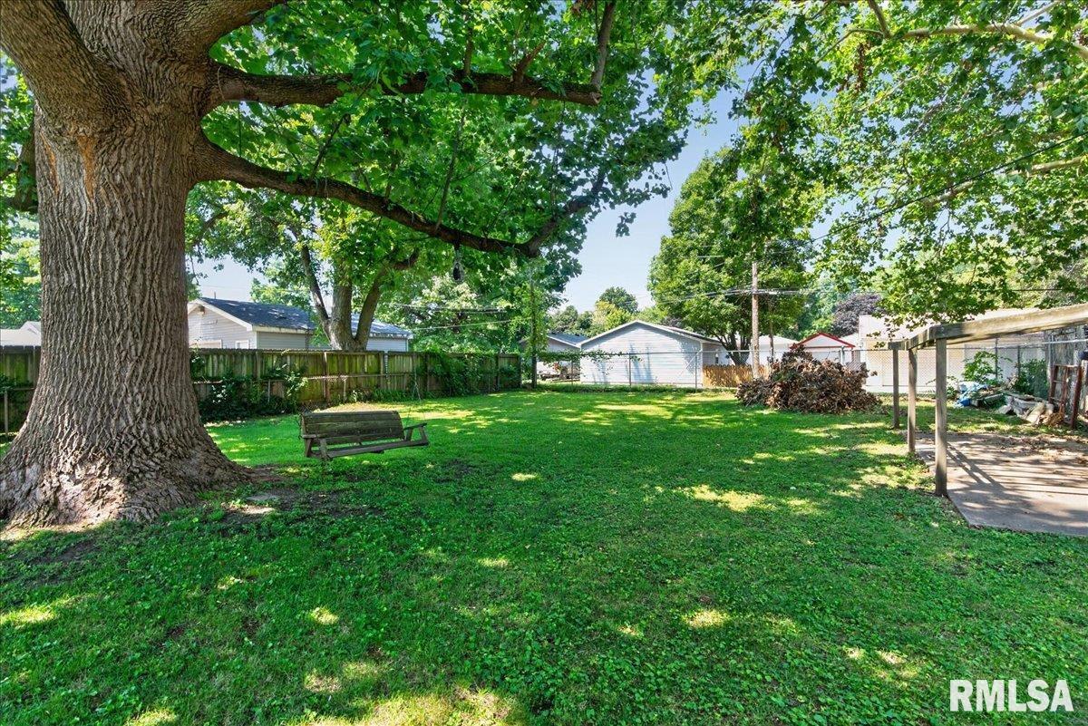2827 South Walnut Street Springfield, IL 62704 - Photo 23 of 25
