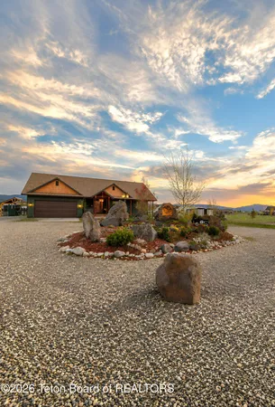 $825,000 | 420 East Circle Drive, Thayne, WY 83127