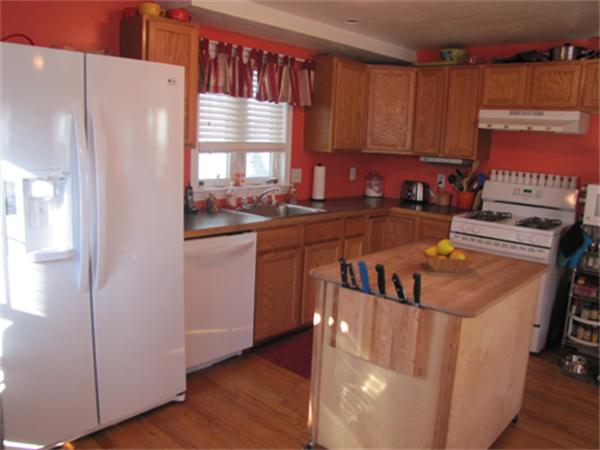 58 Johnston Road Boston, MA 02124 - Photo 8 of 18 Gallery Image 8