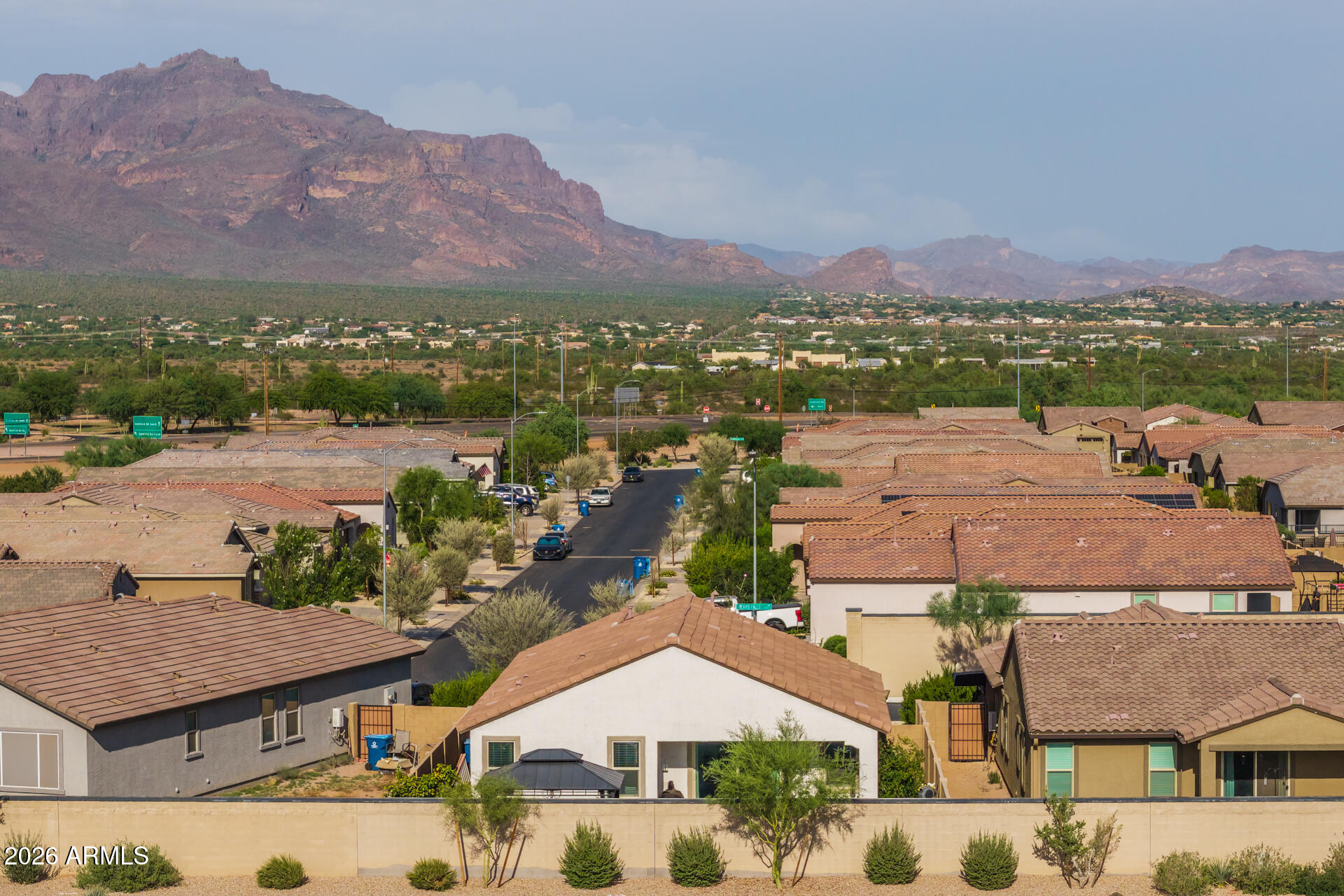 2468 South Reavis Falls Road Apache Junction, AZ 85119 - Photo 19 of 35 21a)BACK OF HOME