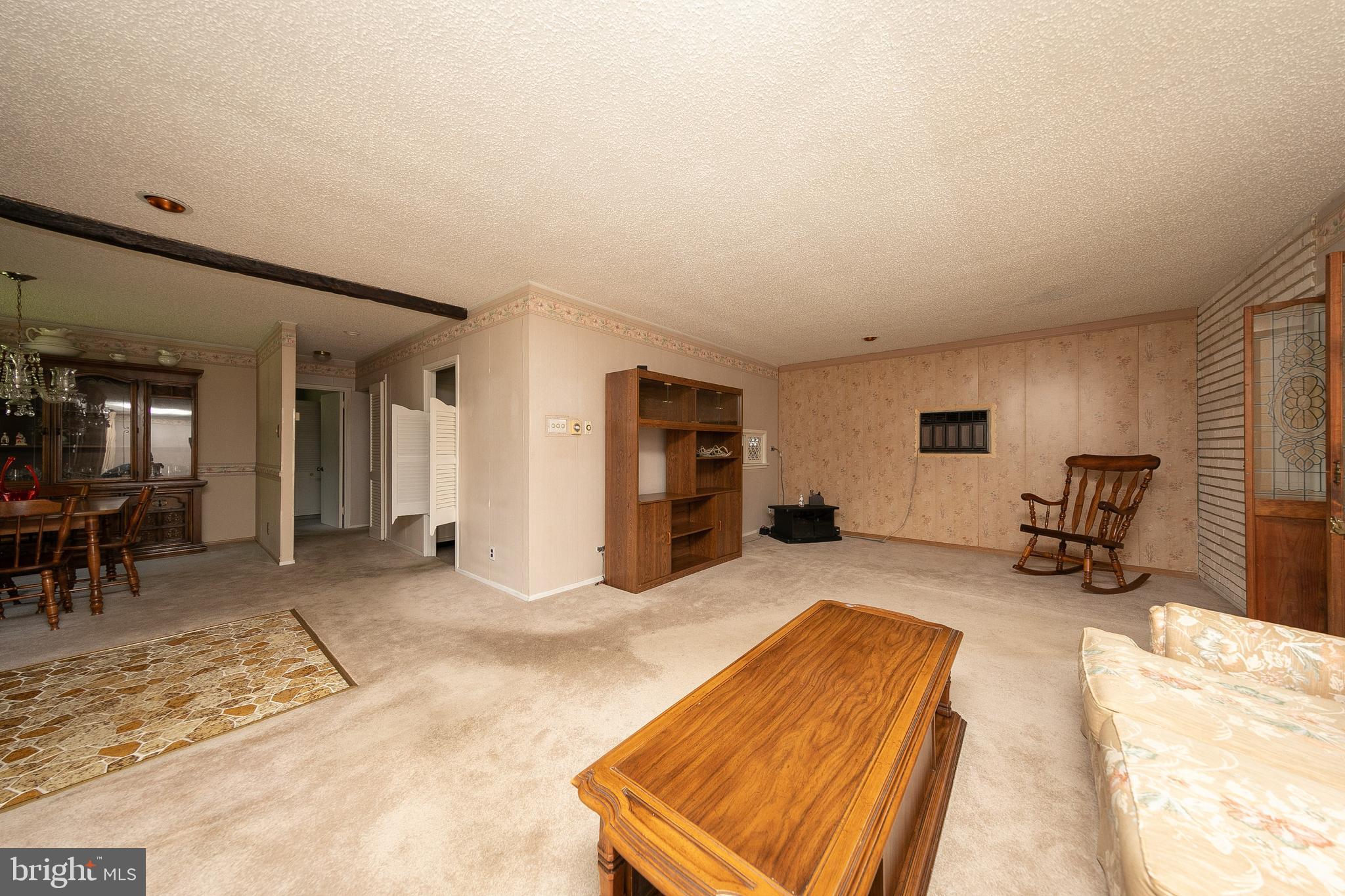 200 Brookside Road Norristown, PA 19401 - Photo 2 of 5 Gallery Image 2