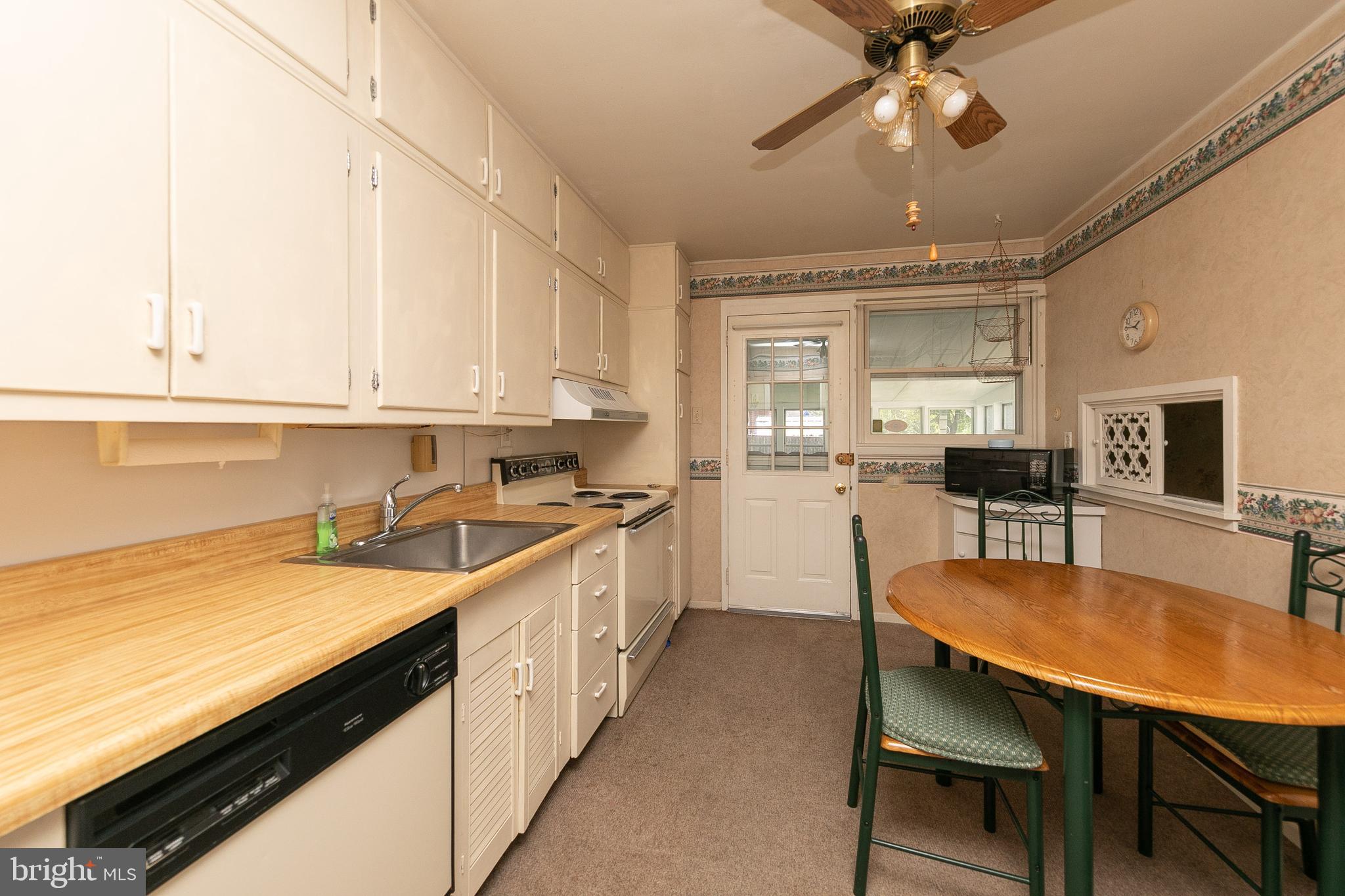 200 Brookside Road Norristown, PA 19401 - Photo 4 of 5 Gallery Image 4