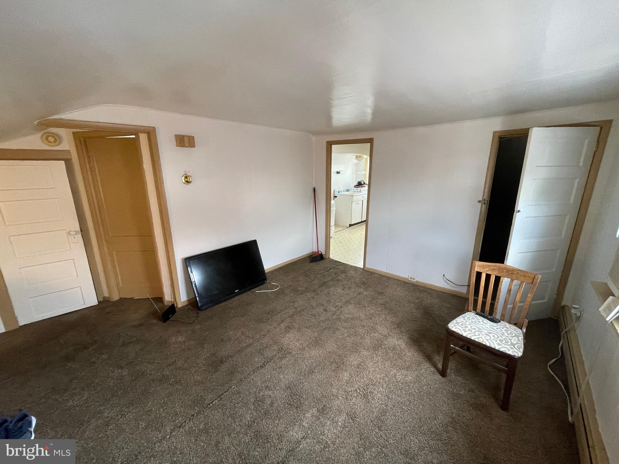 9 Beechwood Road Brookhaven, PA 19015 - Photo 10 of 20 2ND FLOOR