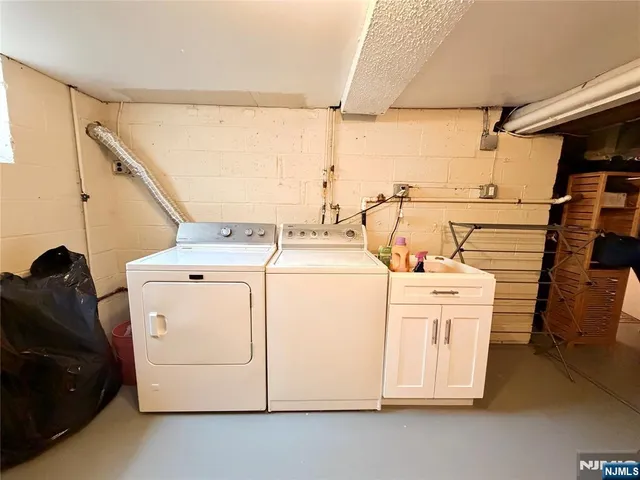 $2,700 | 189 Livingston Street, Unit 1, Northvale, NJ 07647