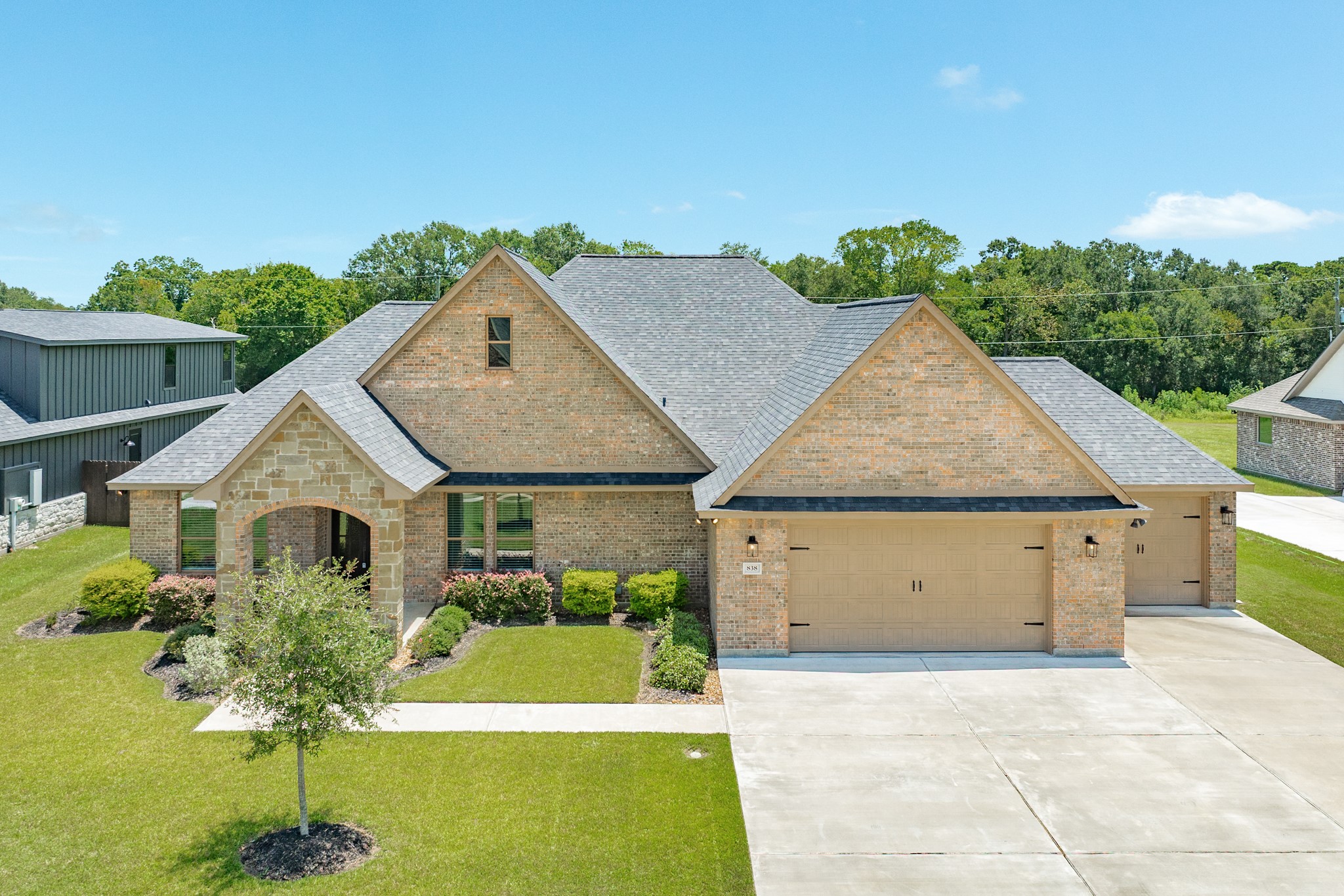 838 Oak Ridge Drive Angleton, TX 77515 - Photo 1 of 45