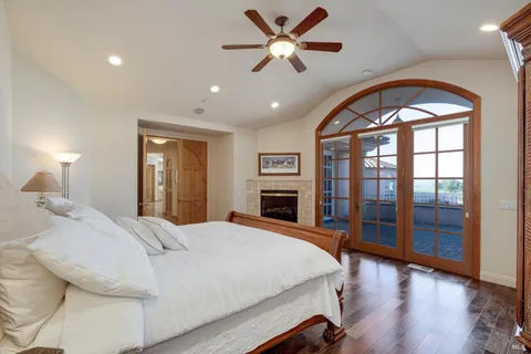 $9,695,000 | 2420 Mountain Ranch Road, Petaluma, CA 94954