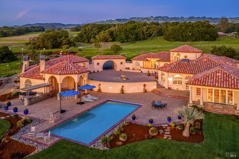 $9,695,000 | 2420 Mountain Ranch Road, Petaluma, CA 94954