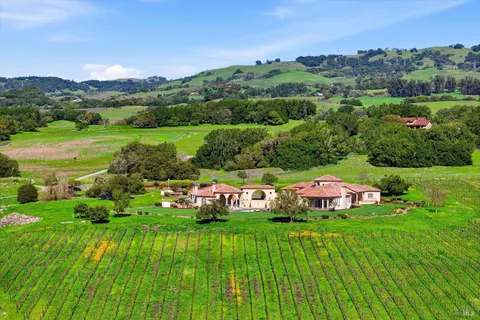 $9,695,000 | 2420 Mountain Ranch Road, Petaluma, CA 94954