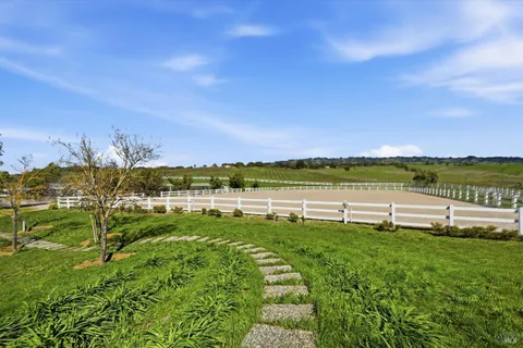 $9,695,000 | 2420 Mountain Ranch Road, Petaluma, CA 94954