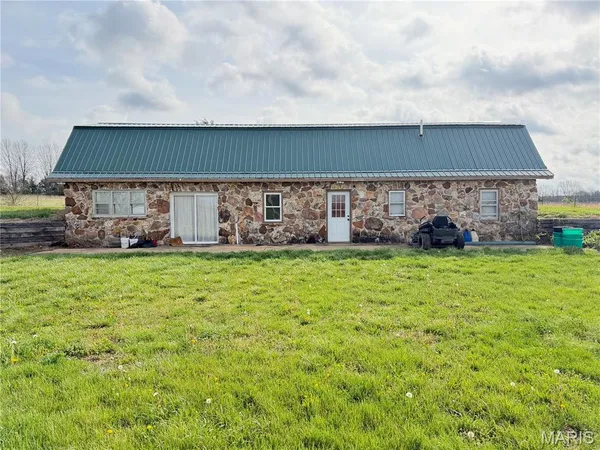 $300,000 | 20542 Concord Road, Licking, MO 65542