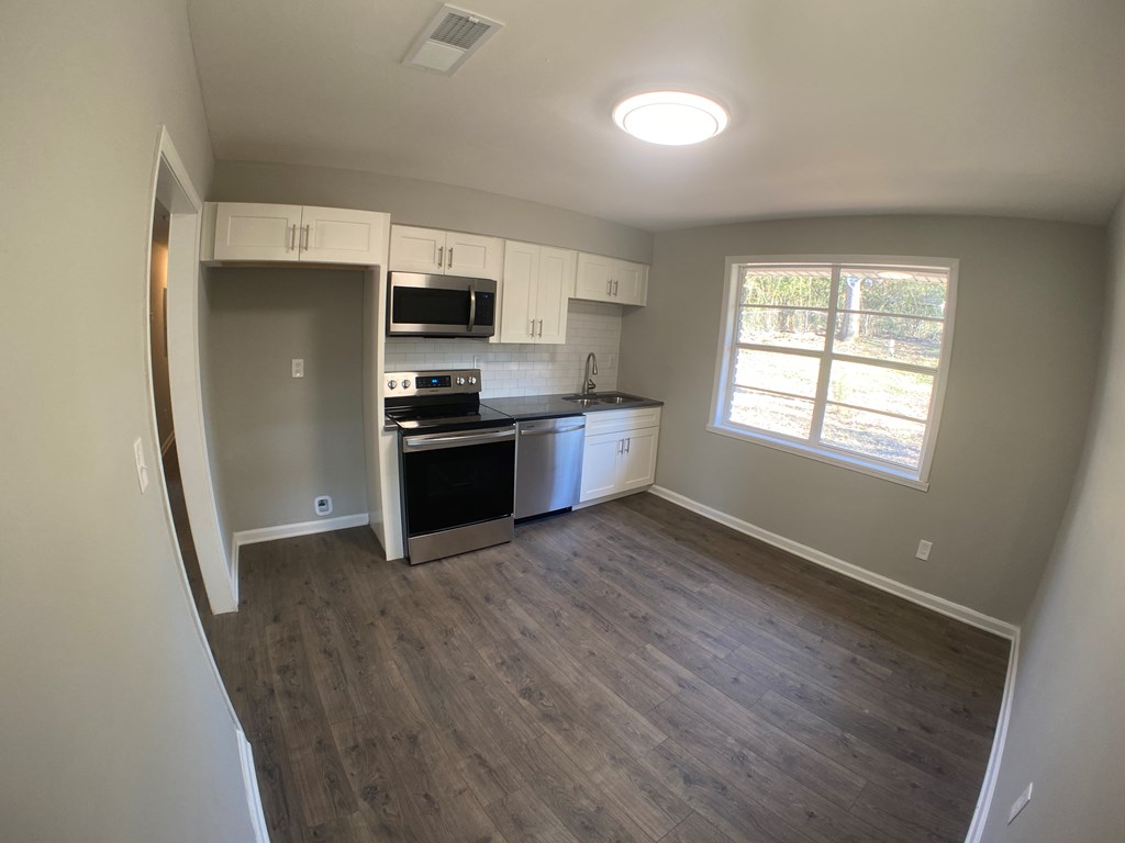 1346 Floyd Road Columbus, GA 31907 - Photo 4 of 13 Gallery Image 4