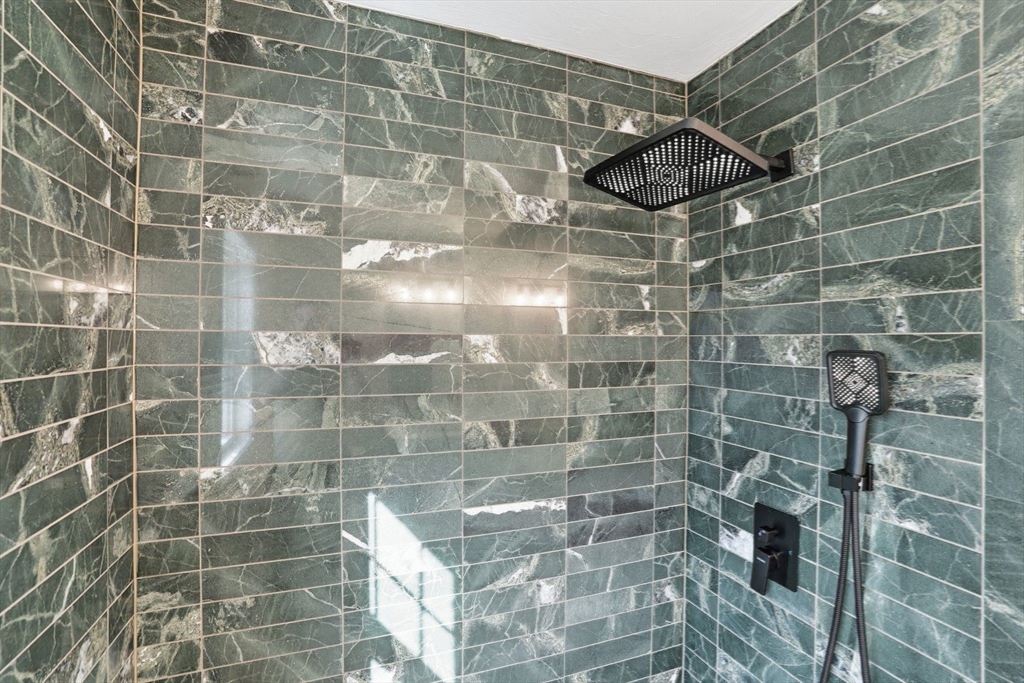 139 Rocky Hill Road Rehoboth, MA 02769 - Photo 19 of 41