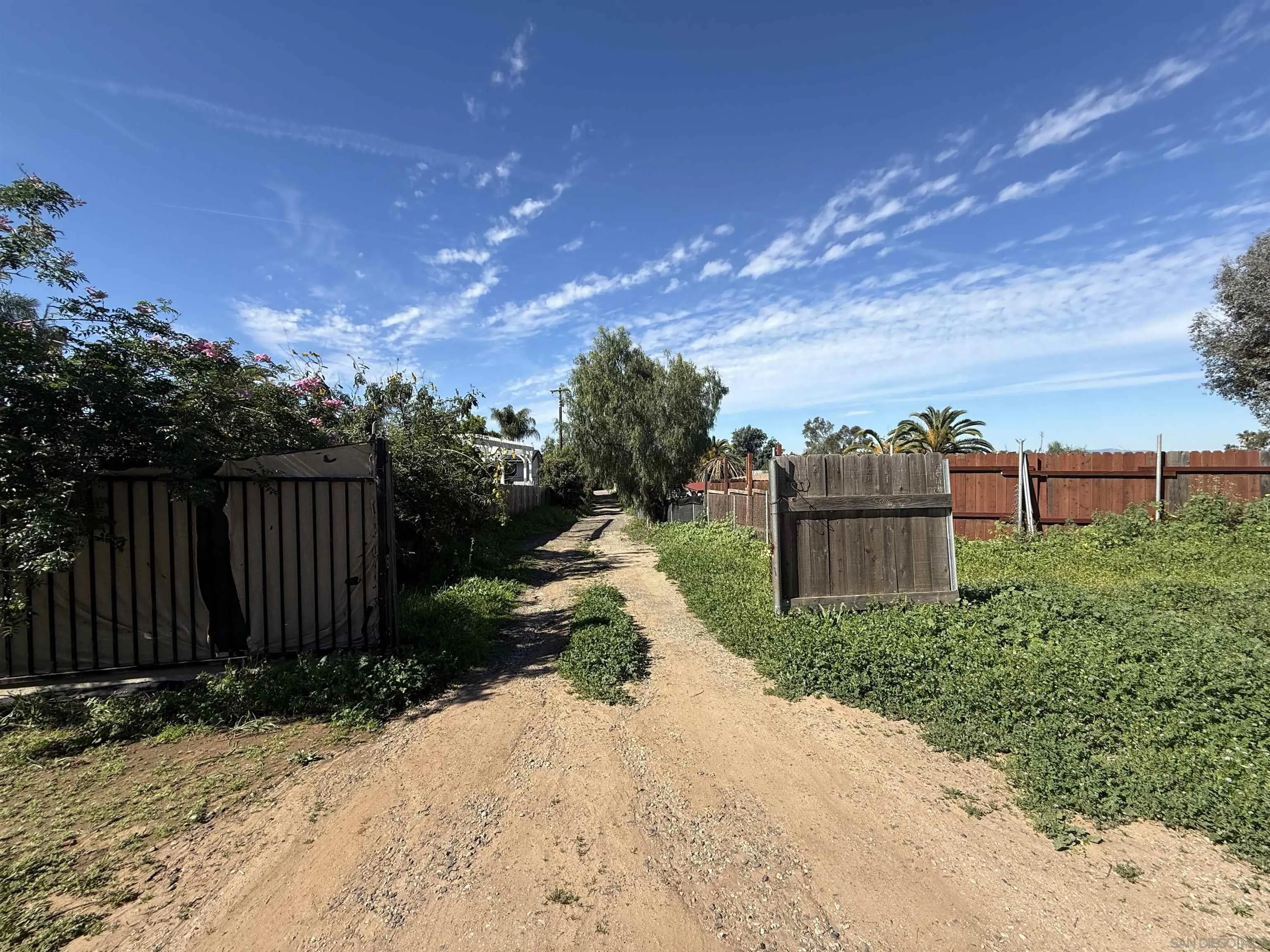 2055 Riviera Drive, Unit 195 Vista, CA 92084 - Photo 7 of 10 a view of backyard with green space