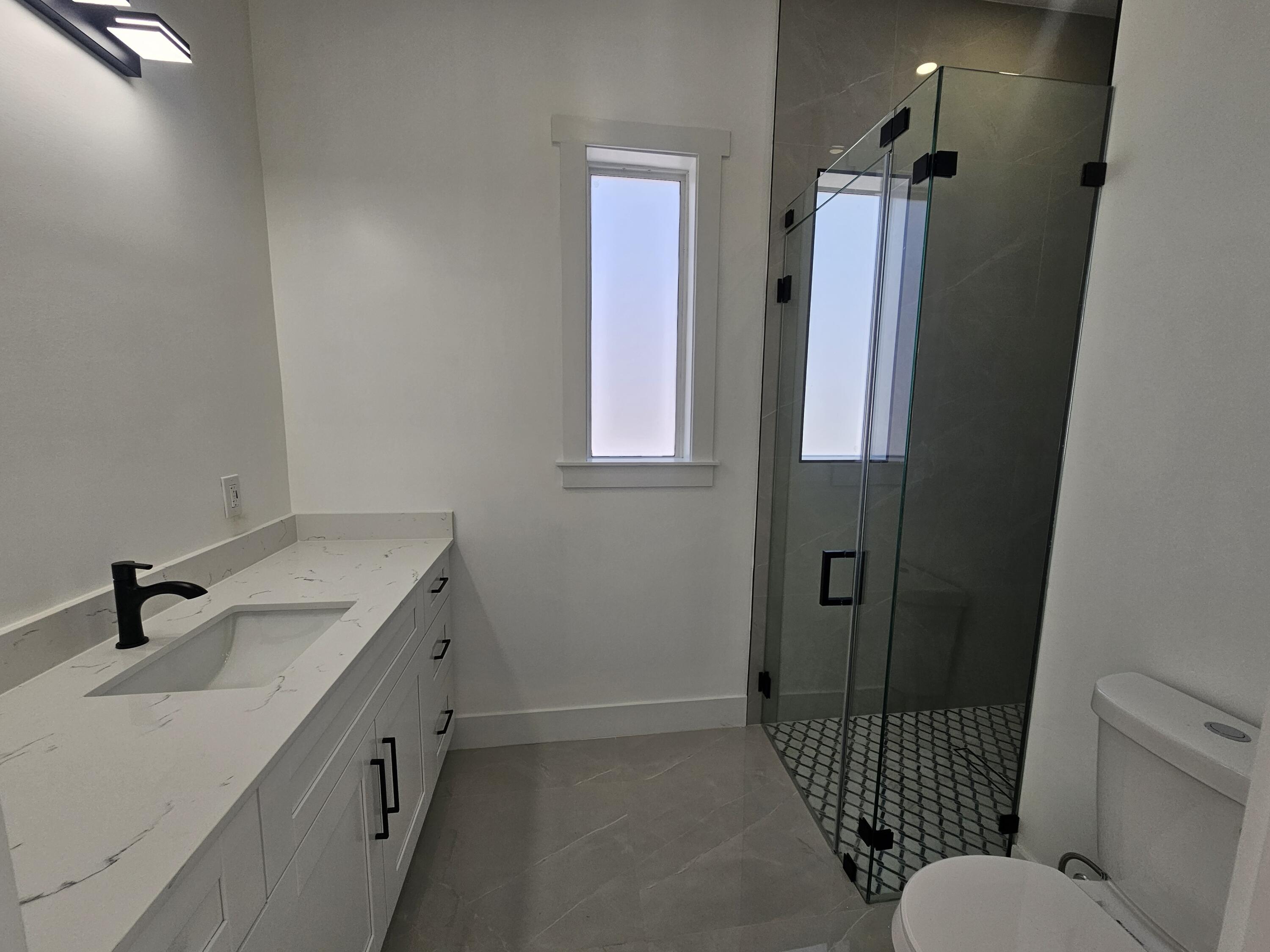 2 Buttonwood Drive Key Largo, FL 33037 - Photo 11 of 28 Guest Bath up