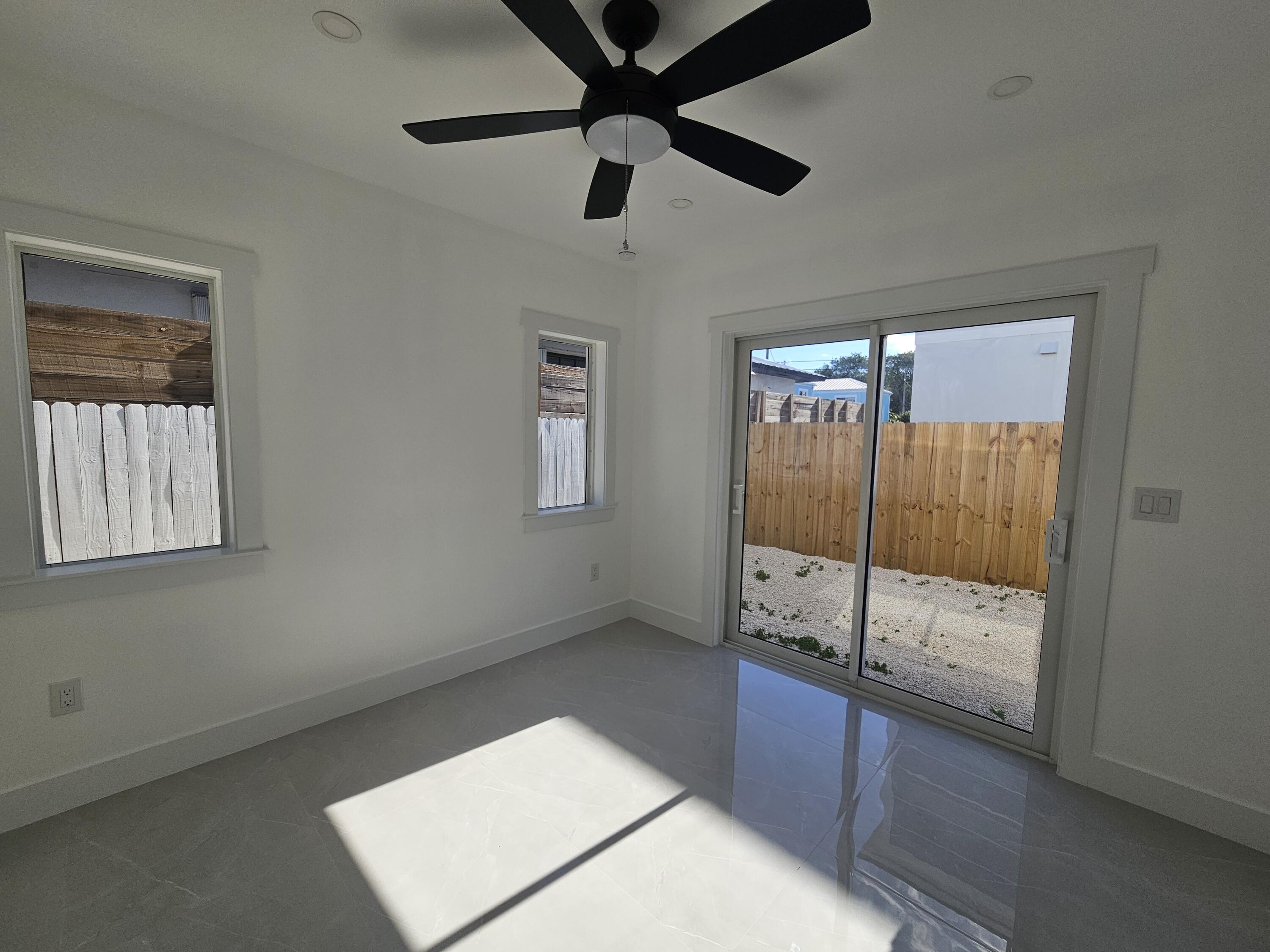 2 Buttonwood Drive Key Largo, FL 33037 - Photo 18 of 28 Guest Bedroom down