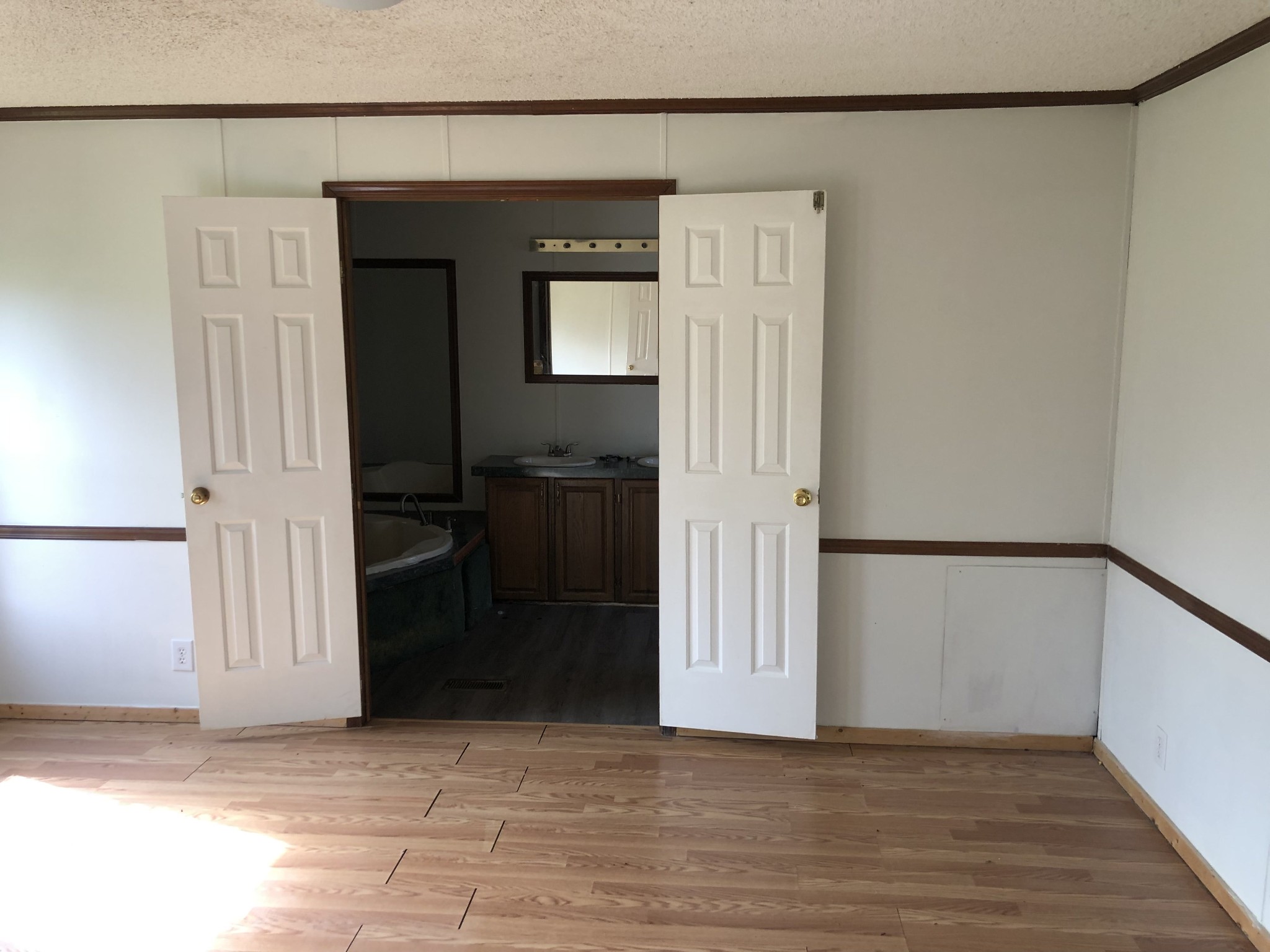 1990 Soules Chapel Road Cunningham, TN 37052 - Photo 8 of 12 Gallery Image 8