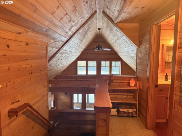 a view of entryway with a front door