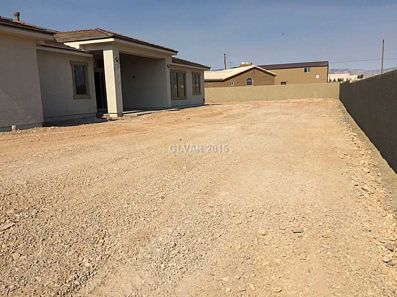 8355 South Lindell Road Las Vegas, NV 89139 - Photo 10 of 13 Exterior Back.