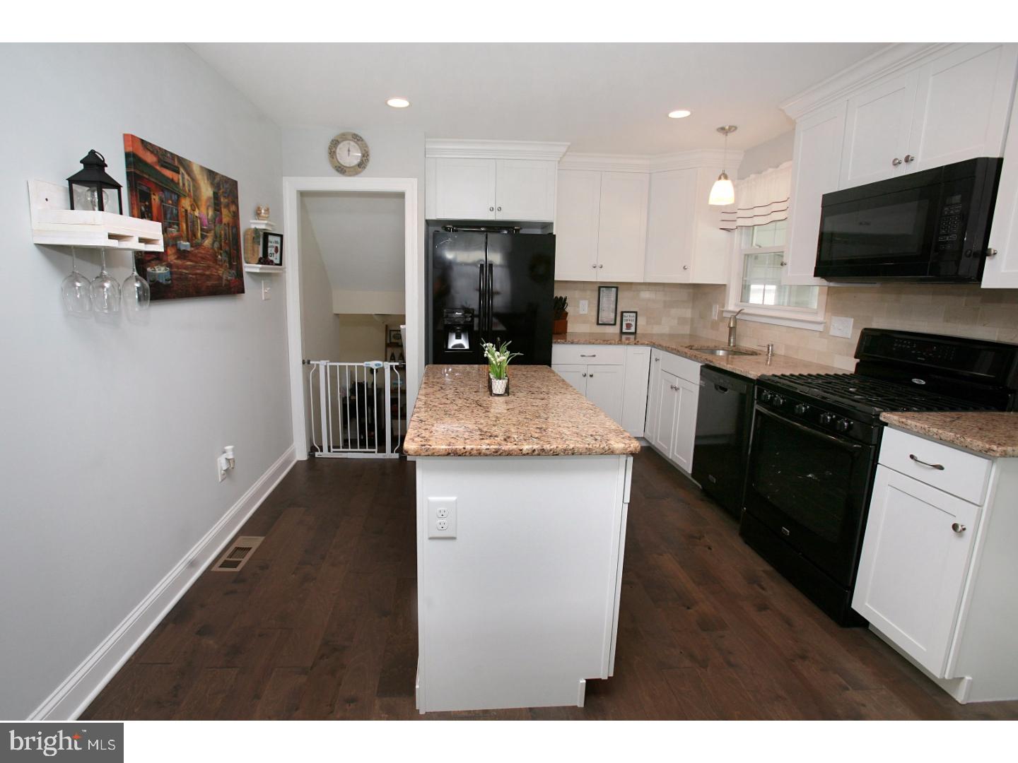 10 Coleman Road Berlin, NJ 08009 - Photo 4 of 23 Gallery Image 4