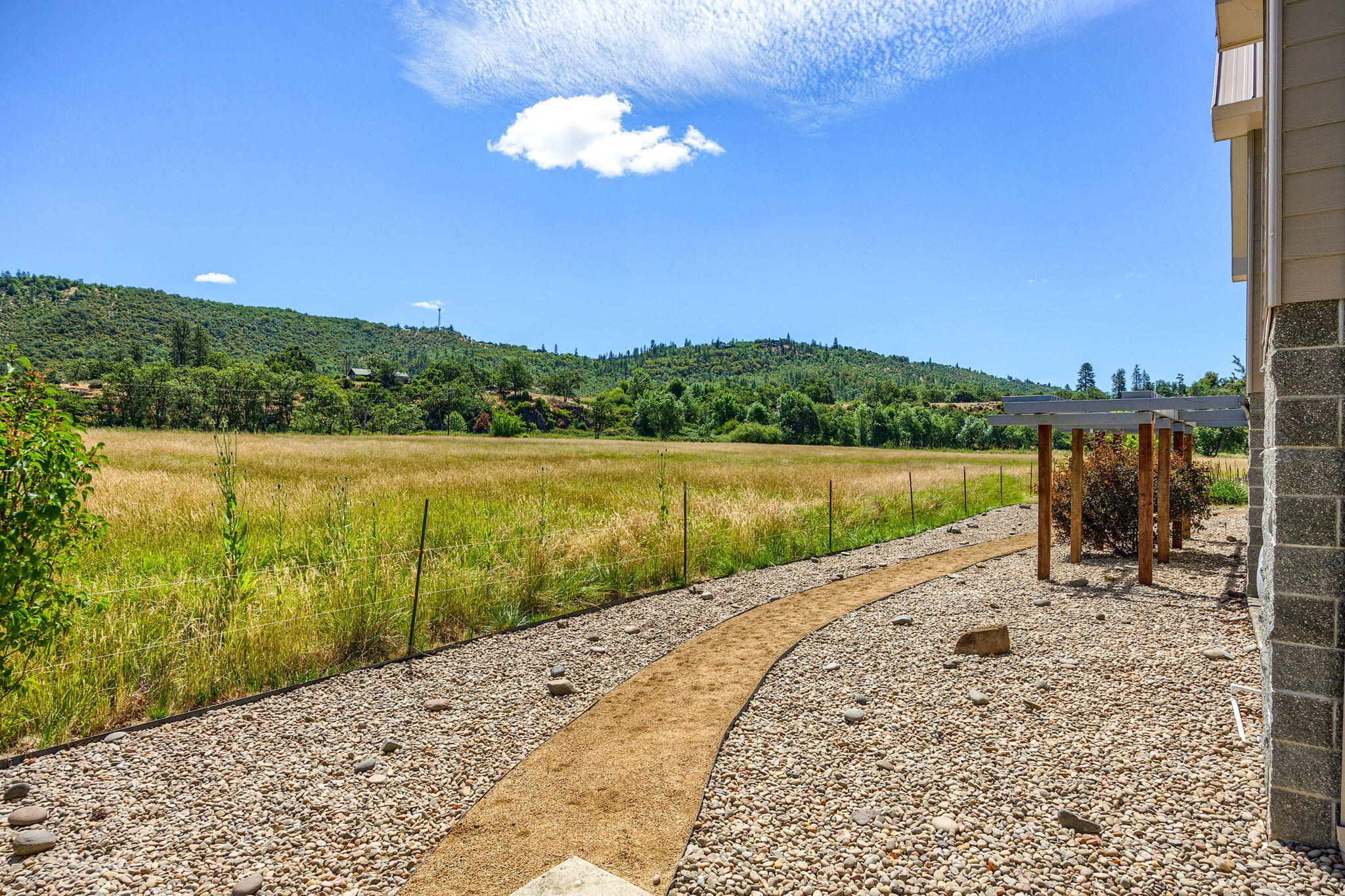 13151 Agate Road Eagle Point, OR 97524 - Photo 69 of 111 AR (34)