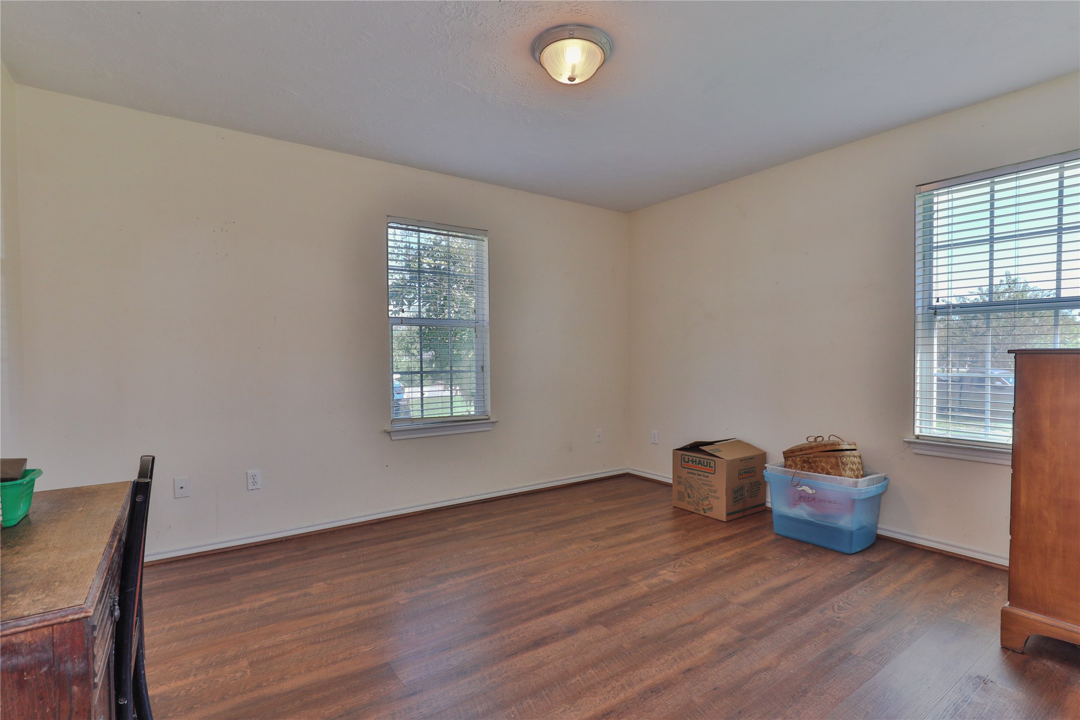 123 Robinson Road Oyster Creek, TX 77541 - Photo 13 of 24