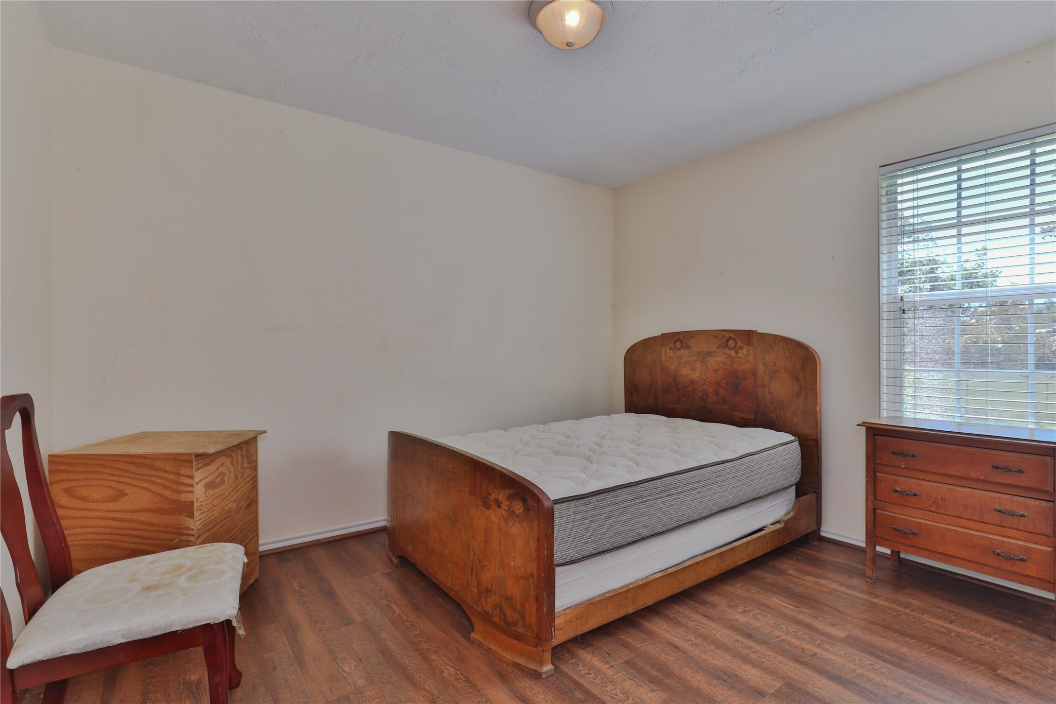 123 Robinson Road Oyster Creek, TX 77541 - Photo 17 of 24