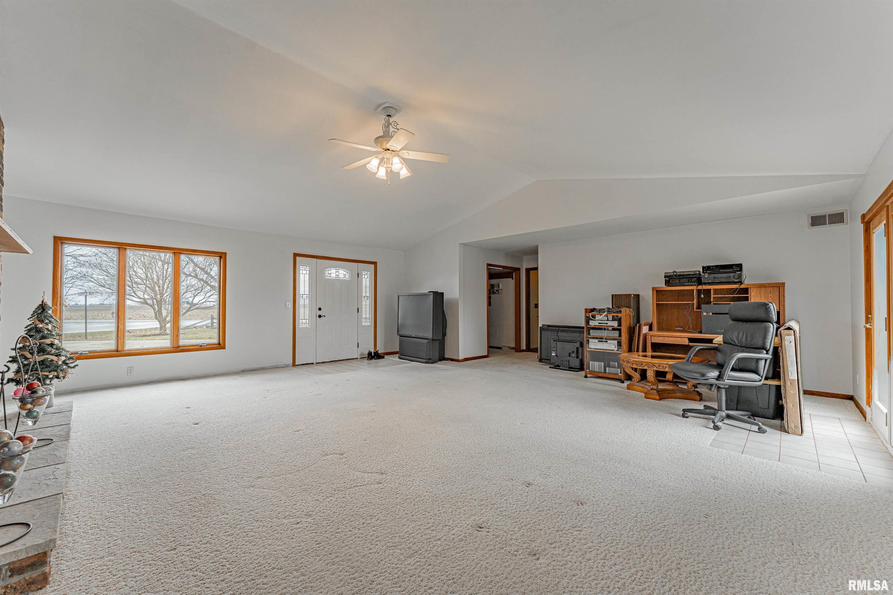 12 Pheasant Road Lincoln, IL 62656 - Photo 20 of 36