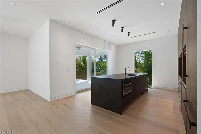 $3,750,000 | 1135 Bluebird Avenue, Marco Island, FL 34145