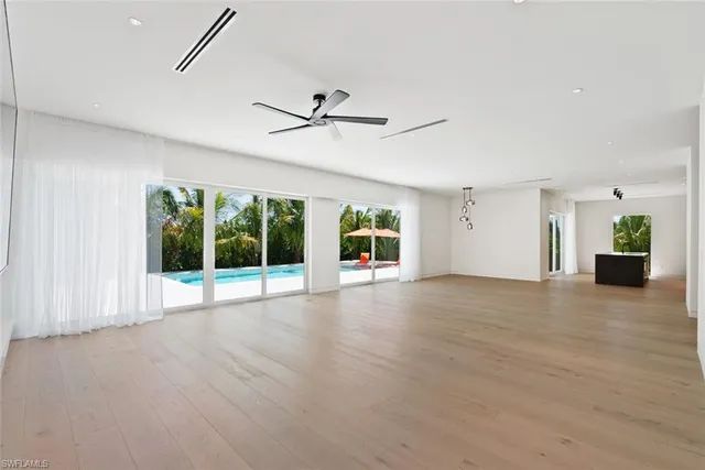 $3,750,000 | 1135 Bluebird Avenue, Marco Island, FL 34145