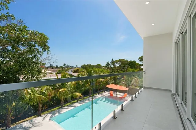 $3,750,000 | 1135 Bluebird Avenue, Marco Island, FL 34145