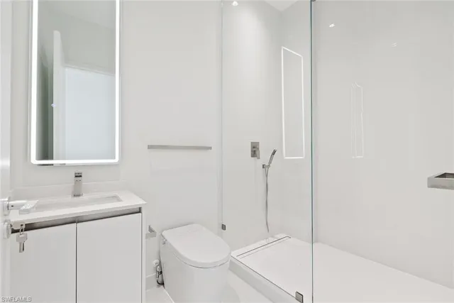 $3,750,000 | 1135 Bluebird Avenue, Marco Island, FL 34145