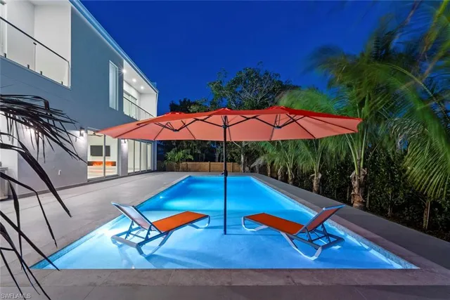 $3,750,000 | 1135 Bluebird Avenue, Marco Island, FL 34145