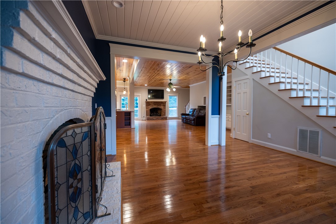207 Mistr Lane Pickens, SC 29671 - Photo 11 of 42