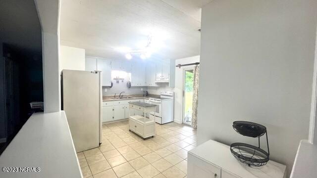 109 Riegel Drive Hubert, NC 28539 - Photo 12 of 44 Kitchen