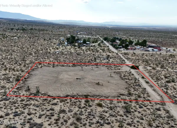 $29,000 | X9-206 X9-206 Vic Avenue, Llano, CA 93544