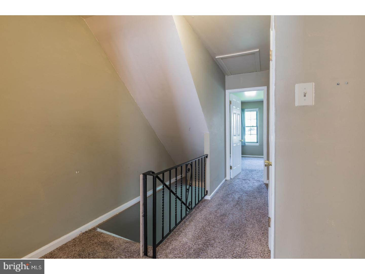 2812 Eagle Road West Chester, PA 19382 - Photo 15 of 25 Hallway