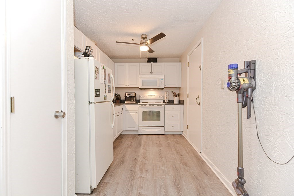 300 Codman Hill Road, Unit 24C Boxborough, MA 01719 - Photo 7 of 22 Gallery Image 7
